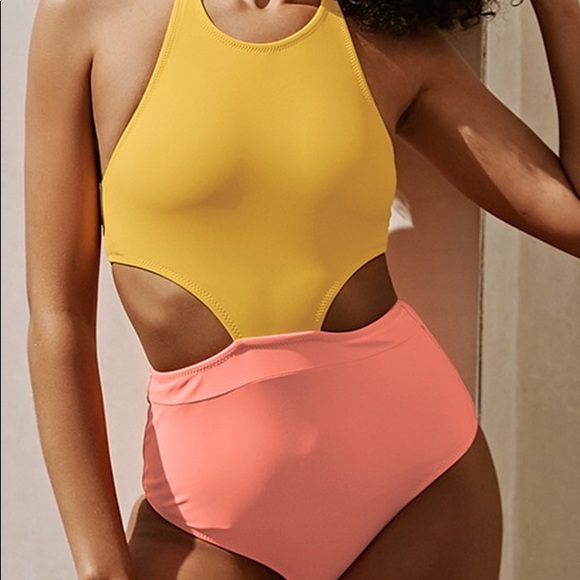 Cupshe Summer Fun Color Block Swimsuit | M - Picture 3 of 4
